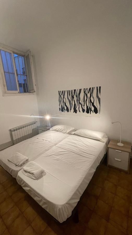 Leon Habitaciones Madrid Kültér fotó